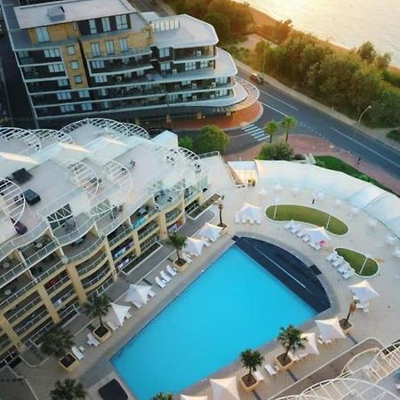 Base Holidays - Ettalong Beach Premium Apartments Exterior foto